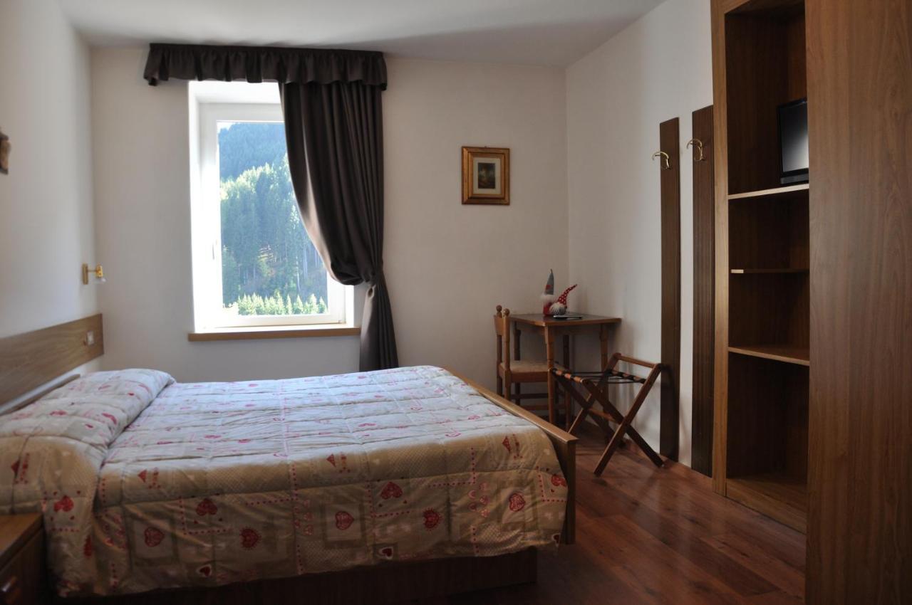 Alpenlife Hotel Someda Moena Esterno foto